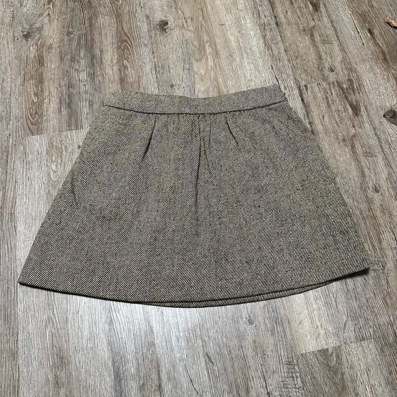 J. Crew Tweed Wool Mini Skirt Size 2 Pleated - Picture 3 of 4